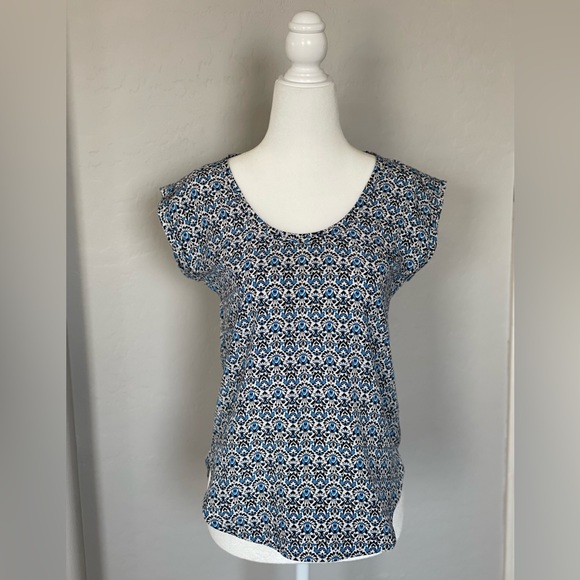 J Crew Short Sleeve White Blouse with Bright Blue and Black Pattern, Size “00” - Picture 2 of 10